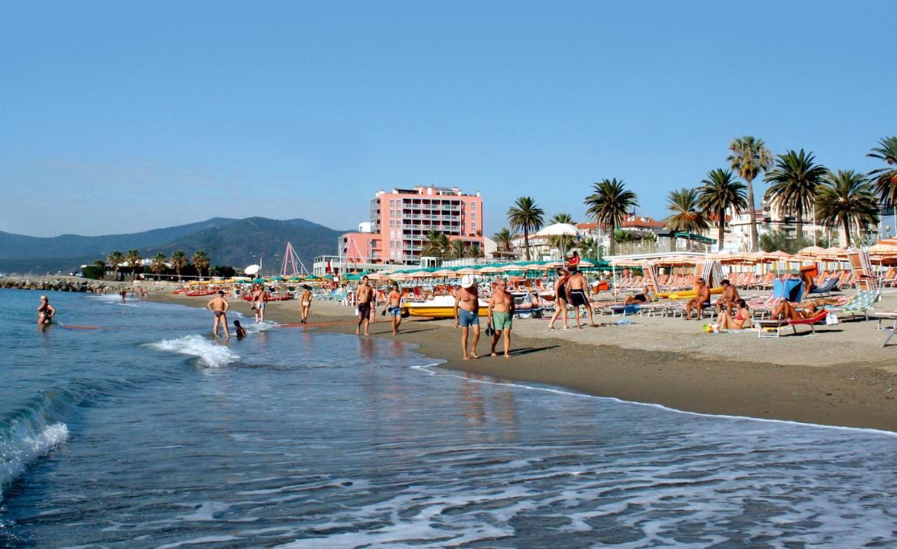 Appartamenti Lungomare Savona Zewnętrze zdjęcie