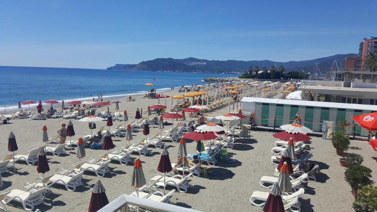 Appartamenti Lungomare Savona Zewnętrze zdjęcie